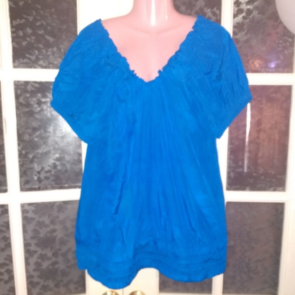 3/$15 Simply. Chloe Dao Adjustable Neck Tie Top - Picture 5 of 14